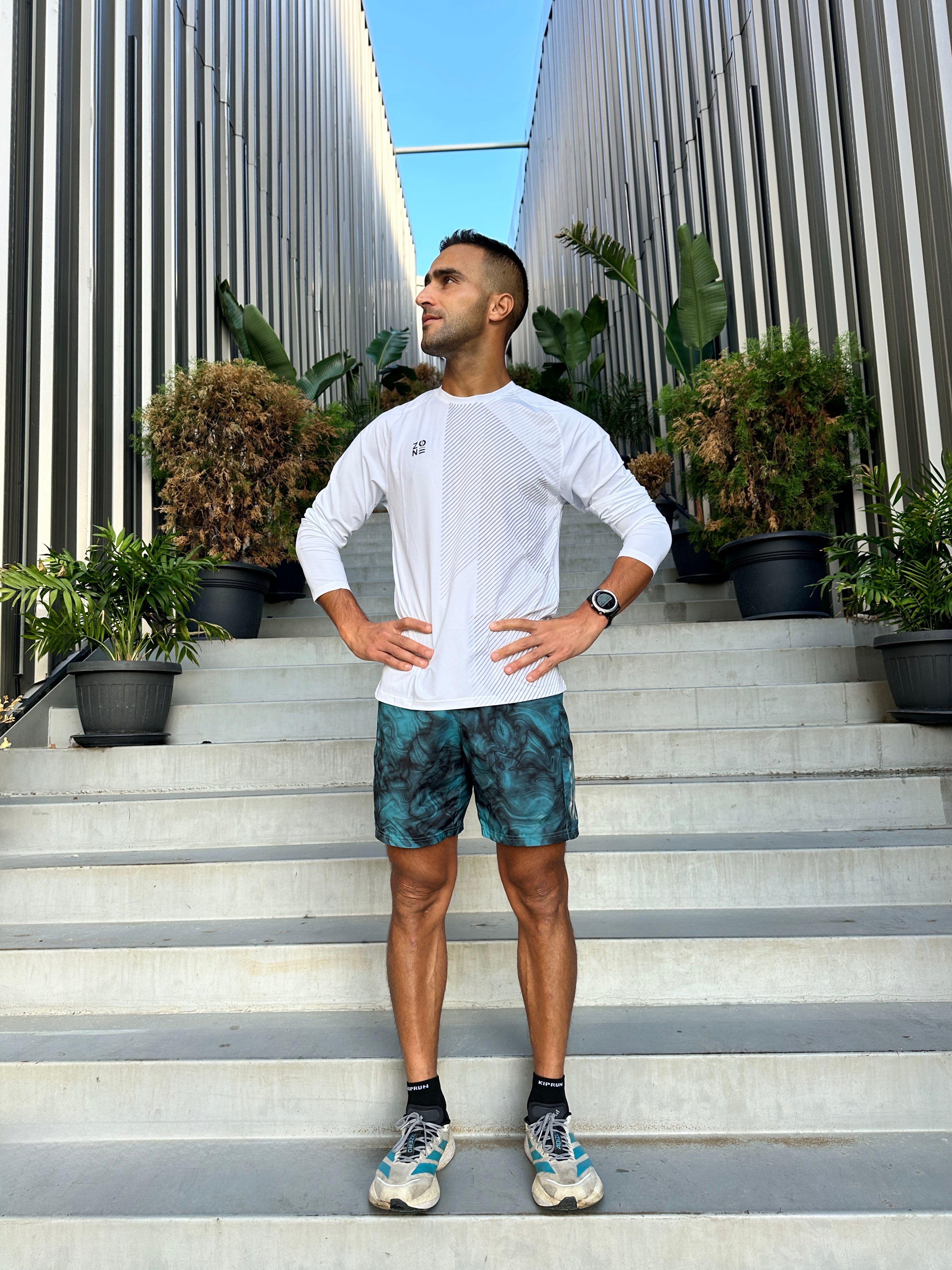 Performance Long-T - White