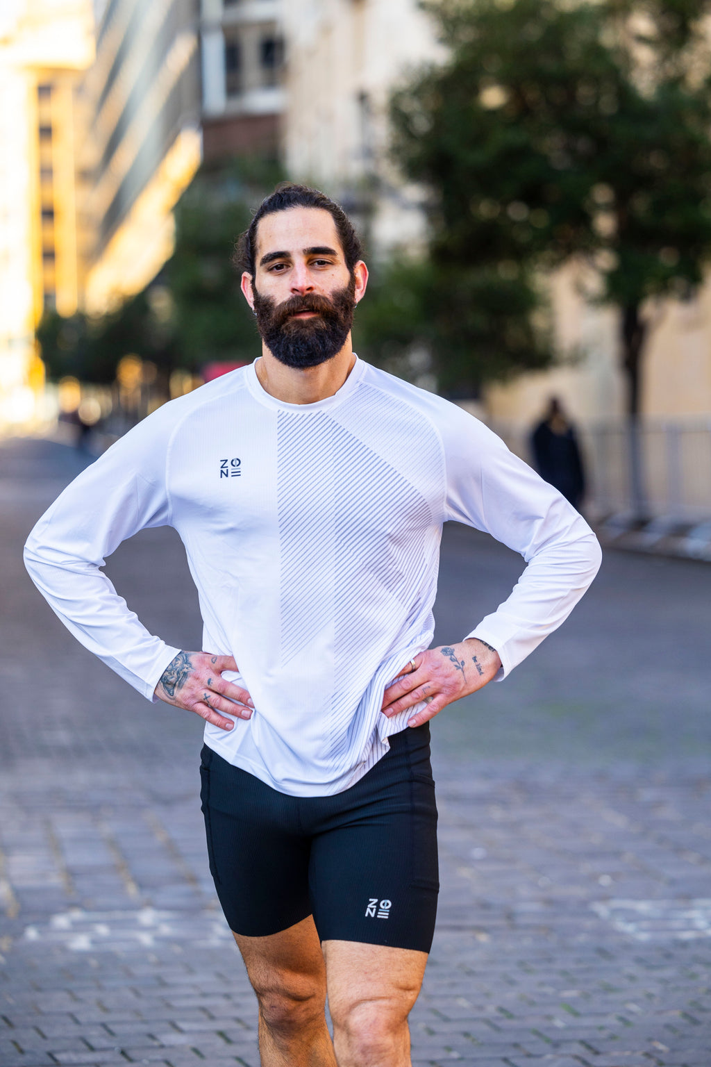 Performance Long-T - White